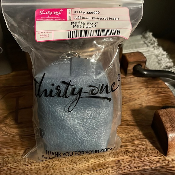Thirty-One Petite Pouf Mini Pouch - Picture 7 of 7